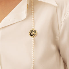 Rosette Pearl Long Necklace（Enamel）